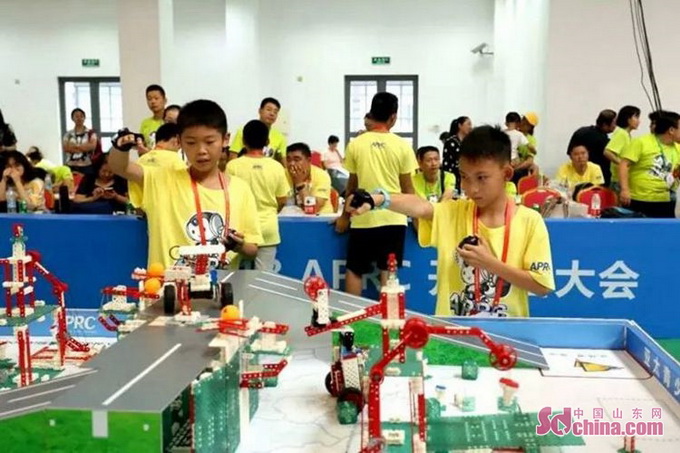 济南市清河实验小学在2018亚太青少年机器人竞赛(APRC)中国区总决赛中夺冠